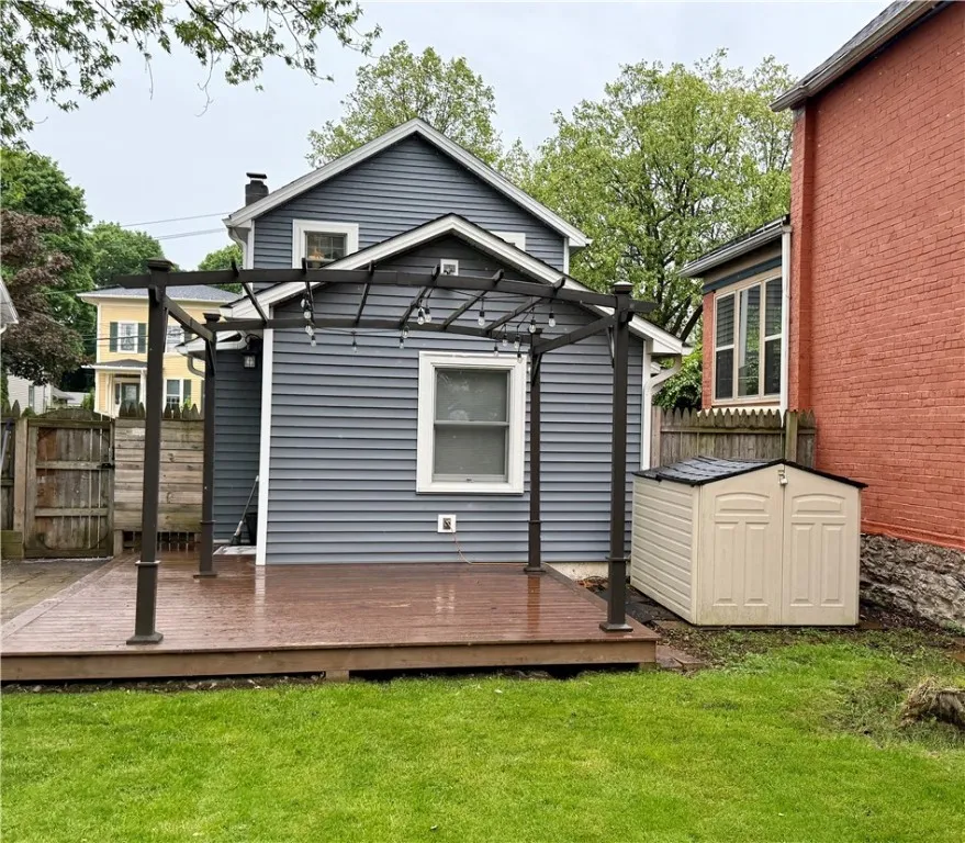 63 Wood Street, Canandaigua-city, New York 14424, Canandaigua City, New York 14424, 3 Bedrooms Bedrooms, 6 Rooms Rooms,2 BathroomsBathrooms,Residential,Closed,63 Wood Street, Canandaigua-city, New York 14424,R1608478