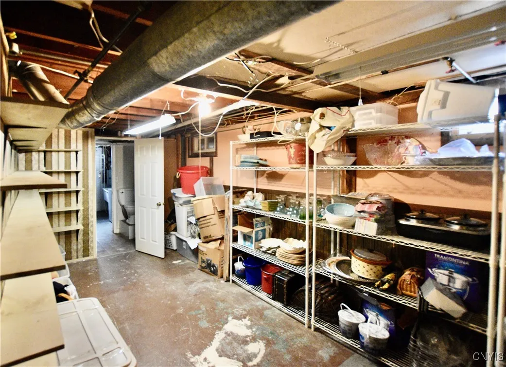 133 East Chaffee Avenue, Syracuse, New York 13207, Syracuse, New York 13207, 3 Bedrooms Bedrooms, 6 Rooms Rooms,1 BathroomBathrooms,Residential,Closed,133 East Chaffee Avenue, Syracuse, New York 13207,S1610712