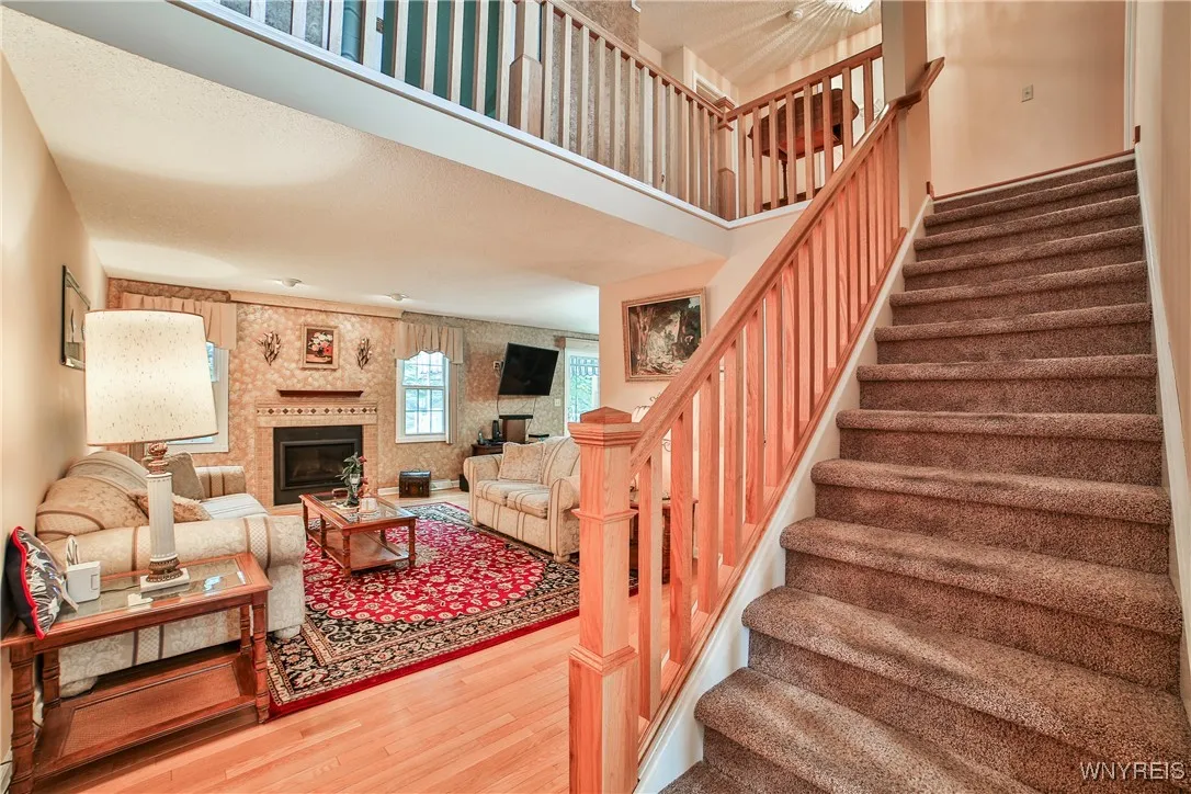 12 North Hill Drive, West Seneca, New York 14224, West Seneca, New York 14224, 3 Bedrooms Bedrooms, 10 Rooms Rooms,1 BathroomBathrooms,Residential,Closed,12 North Hill Drive, West Seneca, New York 14224,0,B1610579