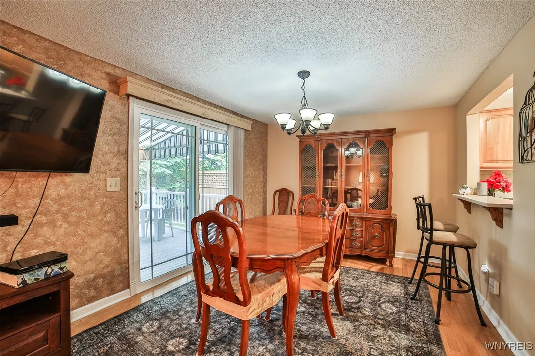 12 North Hill Drive, West Seneca, New York 14224, West Seneca, New York 14224, 3 Bedrooms Bedrooms, 10 Rooms Rooms,1 BathroomBathrooms,Residential,Closed,12 North Hill Drive, West Seneca, New York 14224,0,B1610579