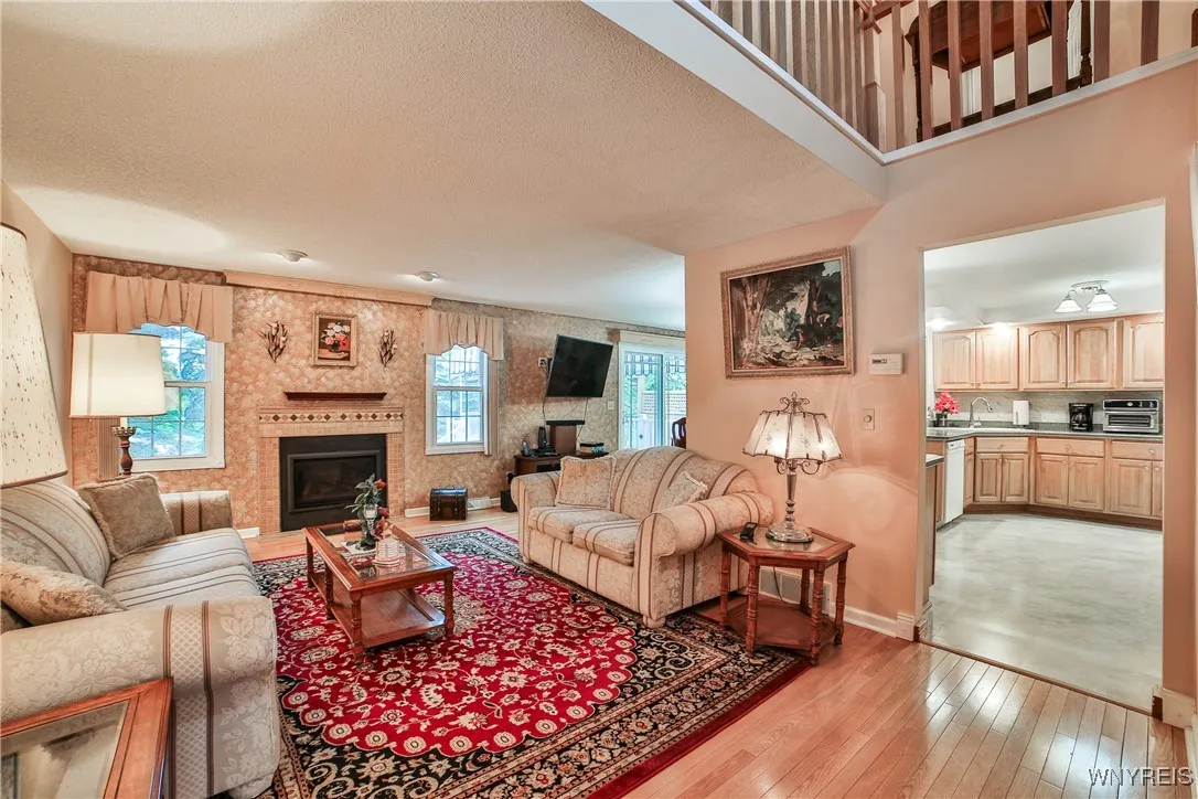 12 North Hill Drive, West Seneca, New York 14224, West Seneca, New York 14224, 3 Bedrooms Bedrooms, 10 Rooms Rooms,1 BathroomBathrooms,Residential,Closed,12 North Hill Drive, West Seneca, New York 14224,0,B1610579