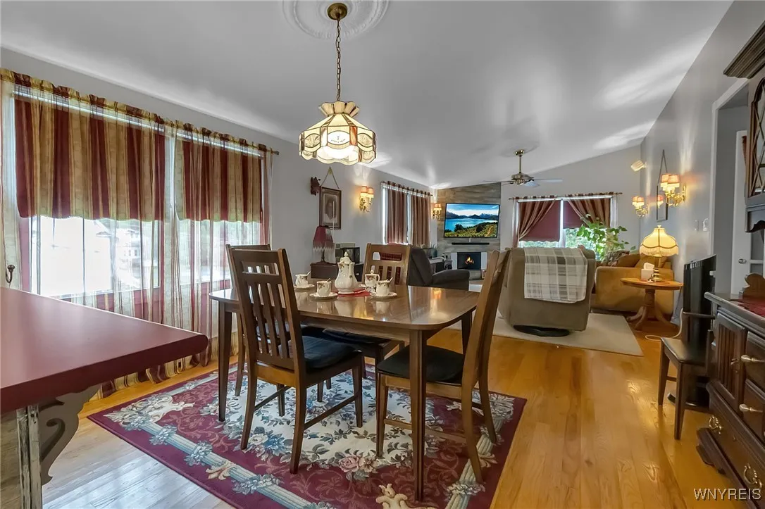 255 Main Street, West Seneca, New York 14224, West Seneca, New York 14224, 5 Bedrooms Bedrooms, ,3 BathroomsBathrooms,Residential,Closed,255 Main Street, West Seneca, New York 14224,B1610667