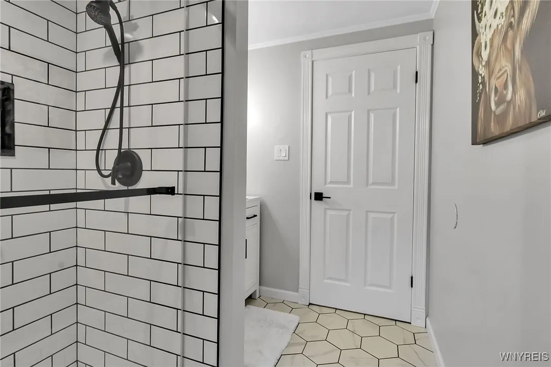 255 Main Street, West Seneca, New York 14224, West Seneca, New York 14224, 5 Bedrooms Bedrooms, ,3 BathroomsBathrooms,Residential,Closed,255 Main Street, West Seneca, New York 14224,B1610667
