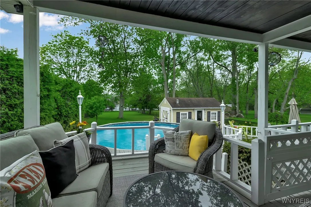 255 Main Street, West Seneca, New York 14224, West Seneca, New York 14224, 5 Bedrooms Bedrooms, ,3 BathroomsBathrooms,Residential,Closed,255 Main Street, West Seneca, New York 14224,B1610667