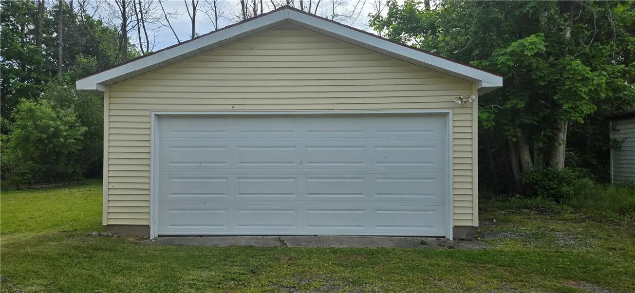 34 Pease Road, Parma, New York 14559, Parma, New York 14559, 3 Bedrooms Bedrooms, 5 Rooms Rooms,2 BathroomsBathrooms,Residential,Closed,34 Pease Road, Parma, New York 14559,R1610215