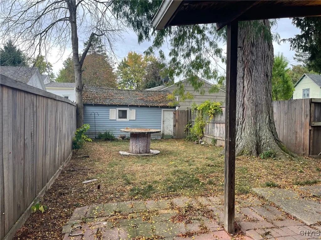 222 Boston Street, Oneida, New York 13421, Oneida, New York 13421, 1 Bedroom Bedrooms, 5 Rooms Rooms,1 BathroomBathrooms,Residential,Closed,222 Boston Street, Oneida, New York 13421,0,S1610370