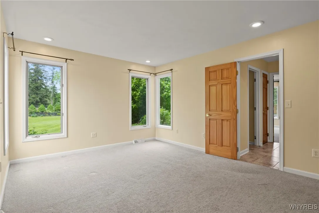 60 Gaylord Court, Elma, New York 14059, Elma, New York 14059, 5 Bedrooms Bedrooms, 14 Rooms Rooms,3 BathroomsBathrooms,Residential,Closed,60 Gaylord Court, Elma, New York 14059,0,B1610627