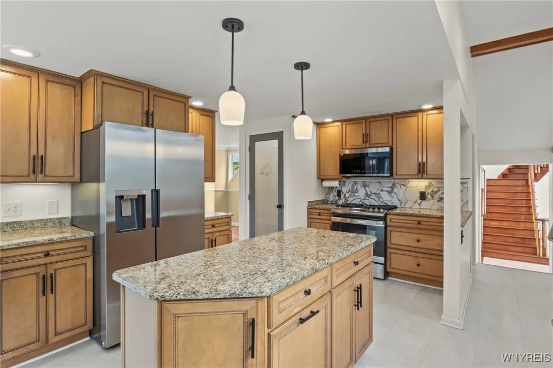 60 Gaylord Court, Elma, New York 14059, Elma, New York 14059, 5 Bedrooms Bedrooms, 14 Rooms Rooms,3 BathroomsBathrooms,Residential,Closed,60 Gaylord Court, Elma, New York 14059,0,B1610627