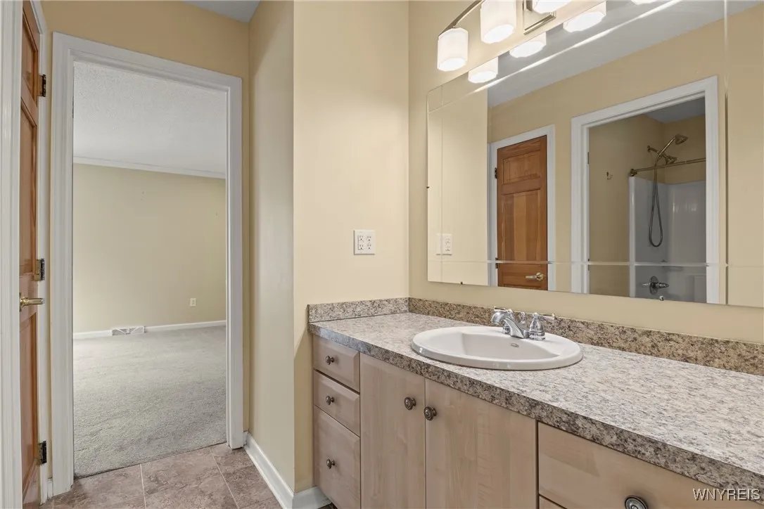 60 Gaylord Court, Elma, New York 14059, Elma, New York 14059, 5 Bedrooms Bedrooms, 14 Rooms Rooms,3 BathroomsBathrooms,Residential,Closed,60 Gaylord Court, Elma, New York 14059,0,B1610627