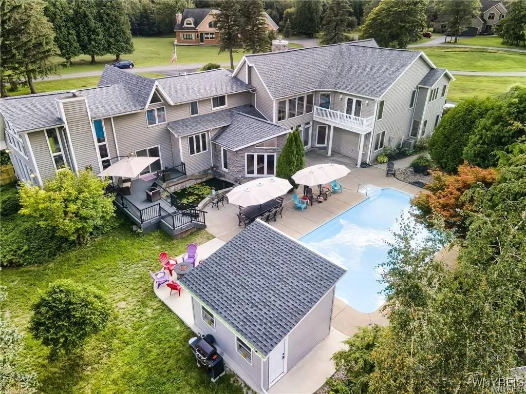 60 Gaylord Court, Elma, New York 14059, Elma, New York 14059, 5 Bedrooms Bedrooms, 14 Rooms Rooms,3 BathroomsBathrooms,Residential,Closed,60 Gaylord Court, Elma, New York 14059,0,B1610627
