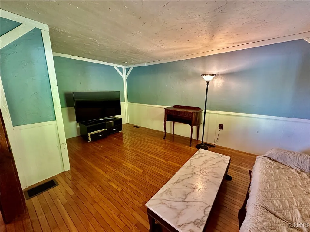33 County Route 25, Granby, New York 13126, Granby, New York 13126, 4 Bedrooms Bedrooms, 9 Rooms Rooms,1 BathroomBathrooms,Residential,Closed,33 County Route 25, Granby, New York 13126,S1610749