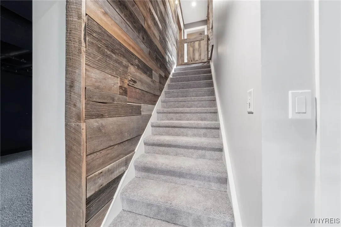 12 Nye Hill Road, Aurora, New York 14052, Aurora, New York 14052, 4 Bedrooms Bedrooms, 11 Rooms Rooms,2 BathroomsBathrooms,Residential,Closed,12 Nye Hill Road, Aurora, New York 14052,0,B1609572