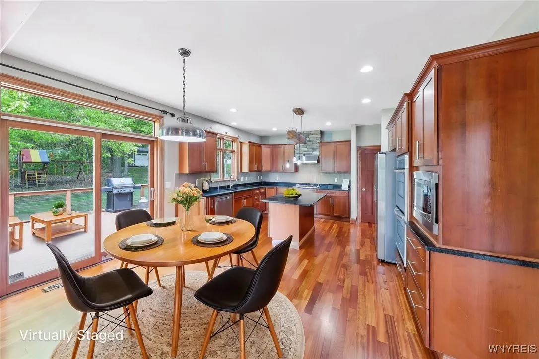 12 Nye Hill Road, Aurora, New York 14052, Aurora, New York 14052, 4 Bedrooms Bedrooms, 11 Rooms Rooms,2 BathroomsBathrooms,Residential,Closed,12 Nye Hill Road, Aurora, New York 14052,0,B1609572