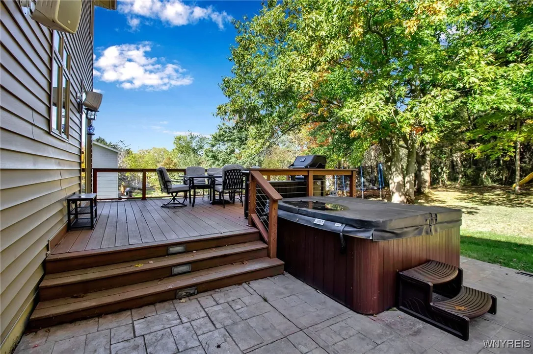 12 Nye Hill Road, Aurora, New York 14052, Aurora, New York 14052, 4 Bedrooms Bedrooms, 11 Rooms Rooms,2 BathroomsBathrooms,Residential,Closed,12 Nye Hill Road, Aurora, New York 14052,0,B1609572