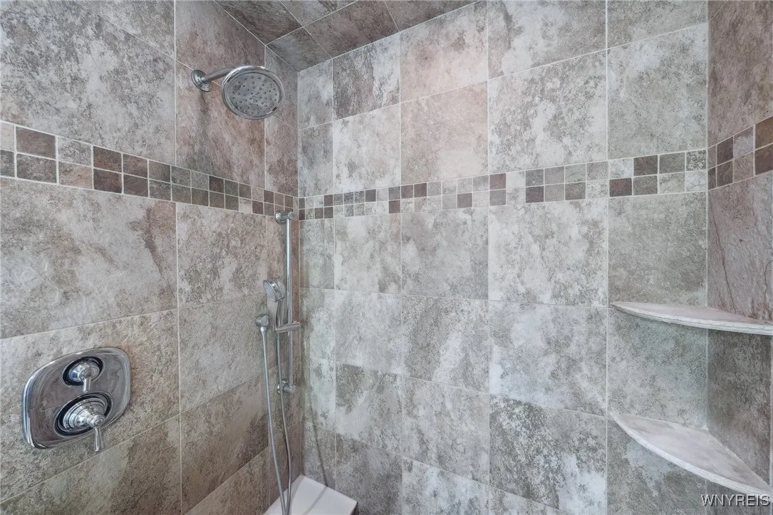 12 Nye Hill Road, Aurora, New York 14052, Aurora, New York 14052, 4 Bedrooms Bedrooms, 11 Rooms Rooms,2 BathroomsBathrooms,Residential,Closed,12 Nye Hill Road, Aurora, New York 14052,0,B1609572