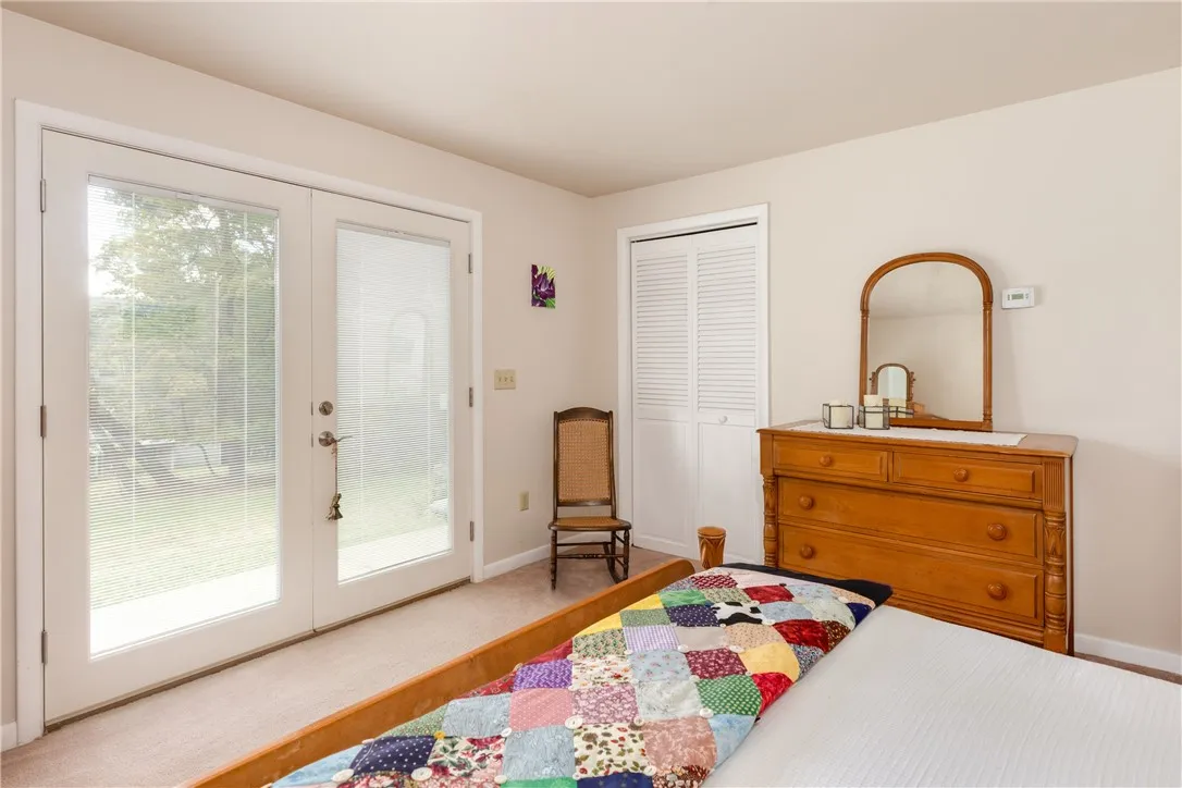 1737 Genesee Road, Elmira, New York 14905, Elmira, New York 14905, 5 Bedrooms Bedrooms, 11 Rooms Rooms,4 BathroomsBathrooms,Residential,For Sale,1737 Genesee Road, Elmira, New York 14905,0,R1610583