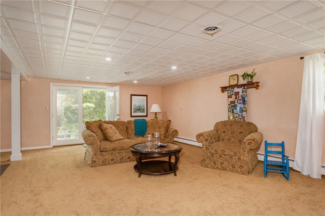 1737 Genesee Road, Elmira, New York 14905, Elmira, New York 14905, 5 Bedrooms Bedrooms, 11 Rooms Rooms,4 BathroomsBathrooms,Residential,For Sale,1737 Genesee Road, Elmira, New York 14905,0,R1610583
