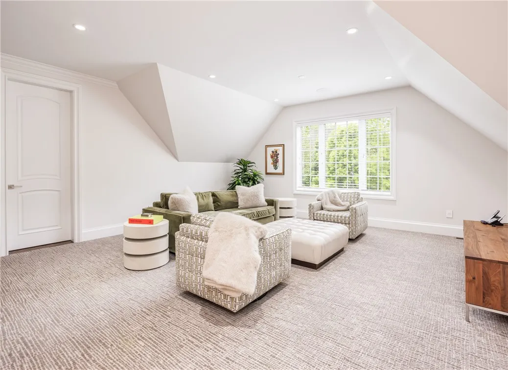 6748 Falcons Point, Victor, New York 14564, Victor, New York 14564, 6 Bedrooms Bedrooms, 21 Rooms Rooms,7 BathroomsBathrooms,Residential,Closed,6748 Falcons Point, Victor, New York 14564,0,R1605627