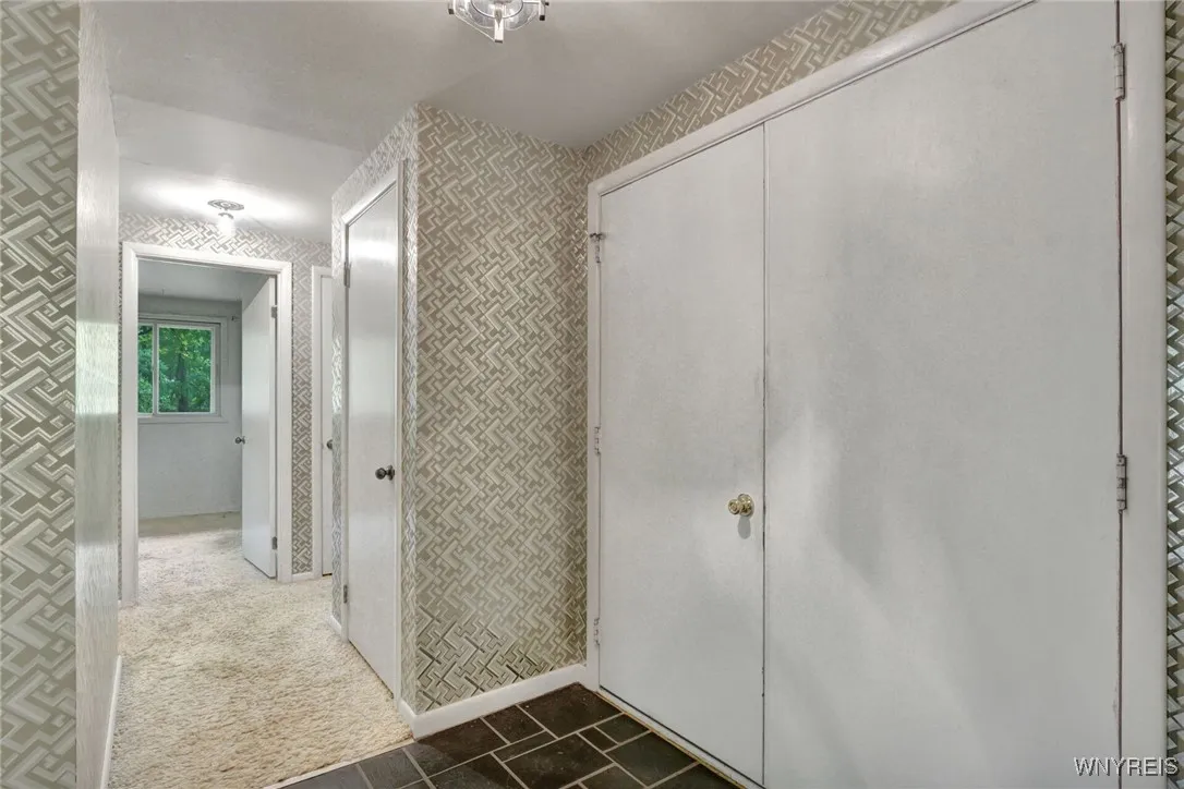 141 Tanglewood Drive West, Orchard Park, New York, Orchard Park, New York 14127, 3 Bedrooms Bedrooms, 8 Rooms Rooms,2 BathroomsBathrooms,Residential,Closed,141 Tanglewood Drive West, Orchard Park, New York ,B1607678