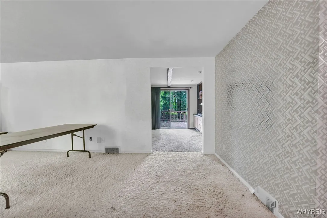 141 Tanglewood Drive West, Orchard Park, New York, Orchard Park, New York 14127, 3 Bedrooms Bedrooms, 8 Rooms Rooms,2 BathroomsBathrooms,Residential,Closed,141 Tanglewood Drive West, Orchard Park, New York ,B1607678