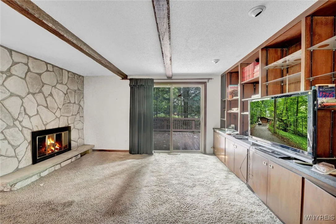 141 Tanglewood Drive West, Orchard Park, New York, Orchard Park, New York 14127, 3 Bedrooms Bedrooms, 8 Rooms Rooms,2 BathroomsBathrooms,Residential,Closed,141 Tanglewood Drive West, Orchard Park, New York ,B1607678