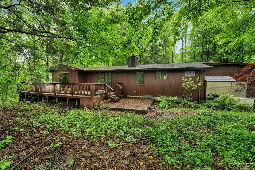 141 Tanglewood Drive West, Orchard Park, New York, Orchard Park, New York 14127, 3 Bedrooms Bedrooms, 8 Rooms Rooms,2 BathroomsBathrooms,Residential,Closed,141 Tanglewood Drive West, Orchard Park, New York ,B1607678