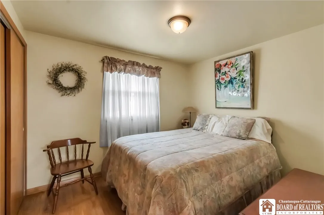 4195 Robin Lane, Hamburg, New York 14075, Hamburg, New York 14075, 3 Bedrooms Bedrooms, 6 Rooms Rooms,1 BathroomBathrooms,Residential,Closed,4195 Robin Lane, Hamburg, New York 14075,R1610534