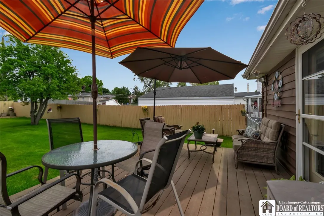 4195 Robin Lane, Hamburg, New York 14075, Hamburg, New York 14075, 3 Bedrooms Bedrooms, 6 Rooms Rooms,1 BathroomBathrooms,Residential,Closed,4195 Robin Lane, Hamburg, New York 14075,R1610534