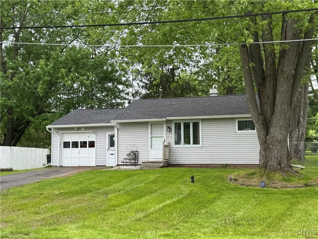 8438 Grandview Drive, Cicero, New York 13039, Cicero, New York 13039, 2 Bedrooms Bedrooms, 5 Rooms Rooms,1 BathroomBathrooms,Residential,Closed,8438 Grandview Drive, Cicero, New York 13039,S1609785