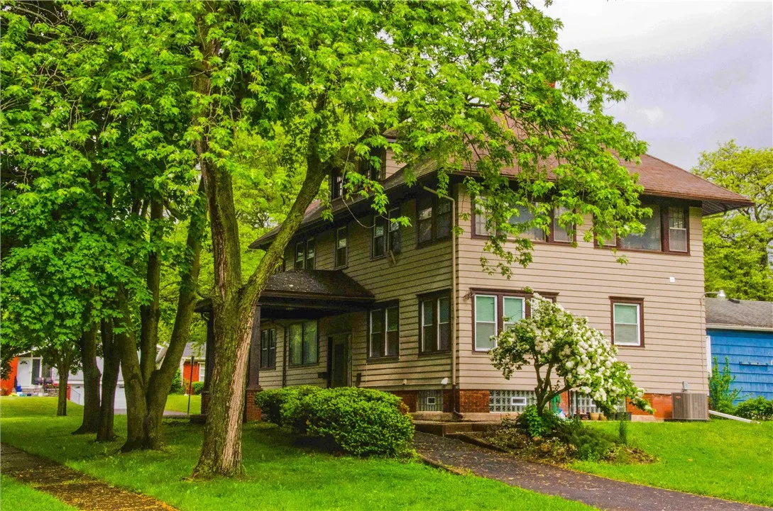 2162 Culver Road, Rochester, New York 14609, Rochester, New York 14609, 2 Bedrooms Bedrooms, 5 Rooms Rooms,1 BathroomBathrooms,Residential Lease,Closed,2162 Culver Road, Rochester, New York 14609,R1610608