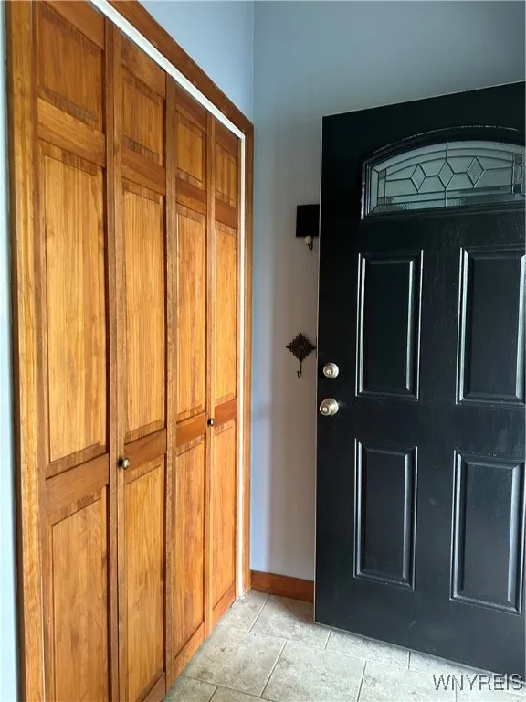 4710 Boncrest Drive East, Clarence, New York 14221, Clarence, New York 14221, 3 Bedrooms Bedrooms, 7 Rooms Rooms,1 BathroomBathrooms,Residential,Closed,4710 Boncrest Drive East, Clarence, New York 14221,B1610542