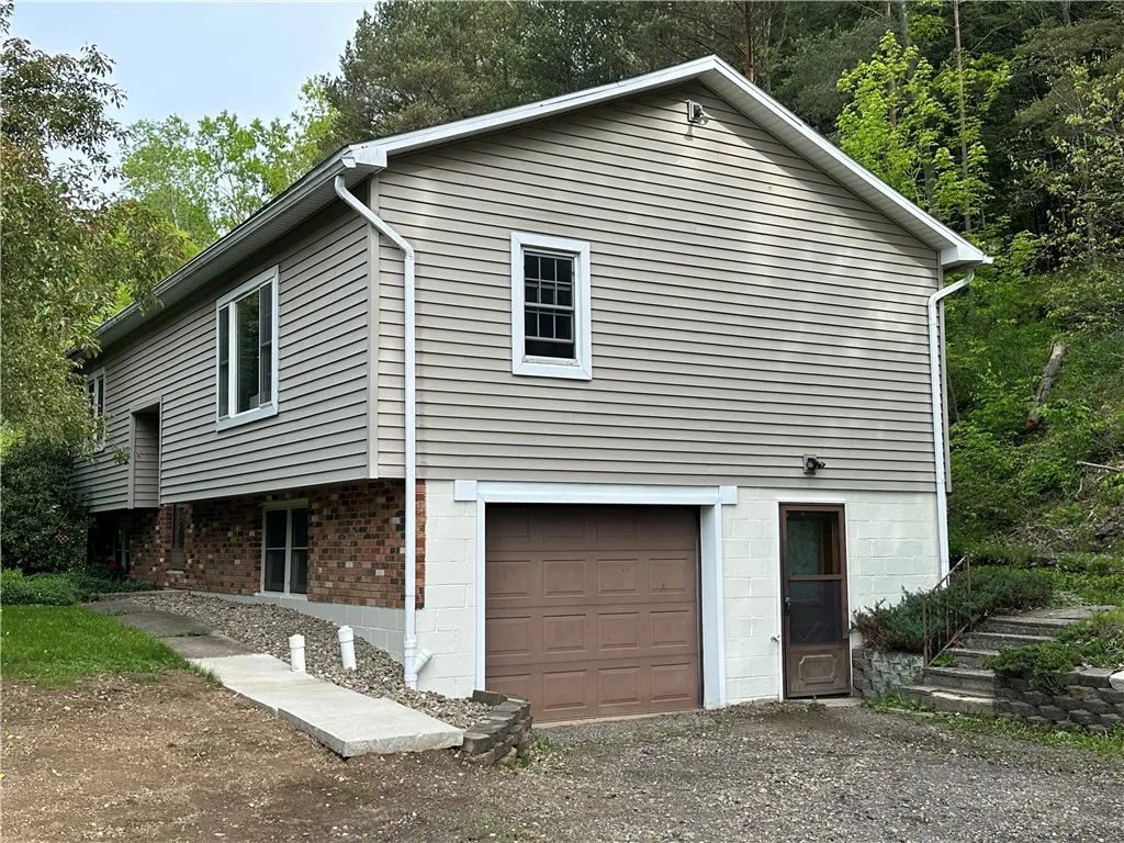 390 Bolivar Drive, Foster-town, Pennsylvania 16701, Foster Town, Pennsylvania 16701, 2 Bedrooms Bedrooms, 5 Rooms Rooms,1 BathroomBathrooms,Residential,Closed,390 Bolivar Drive, Foster-town, Pennsylvania 16701,R1610781
