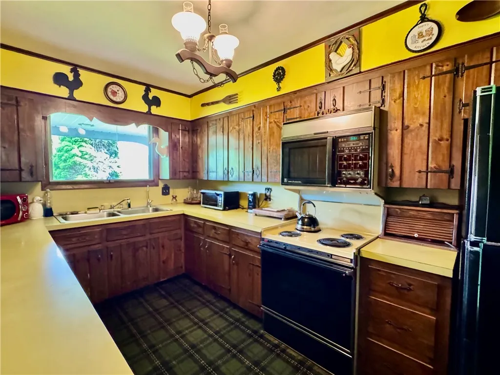 188 Collars Road, Milford, New York 13820, Milford, New York 13820, 3 Bedrooms Bedrooms, 10 Rooms Rooms,2 BathroomsBathrooms,Residential,For Sale,188 Collars Road, Milford, New York 13820,0,R1610613