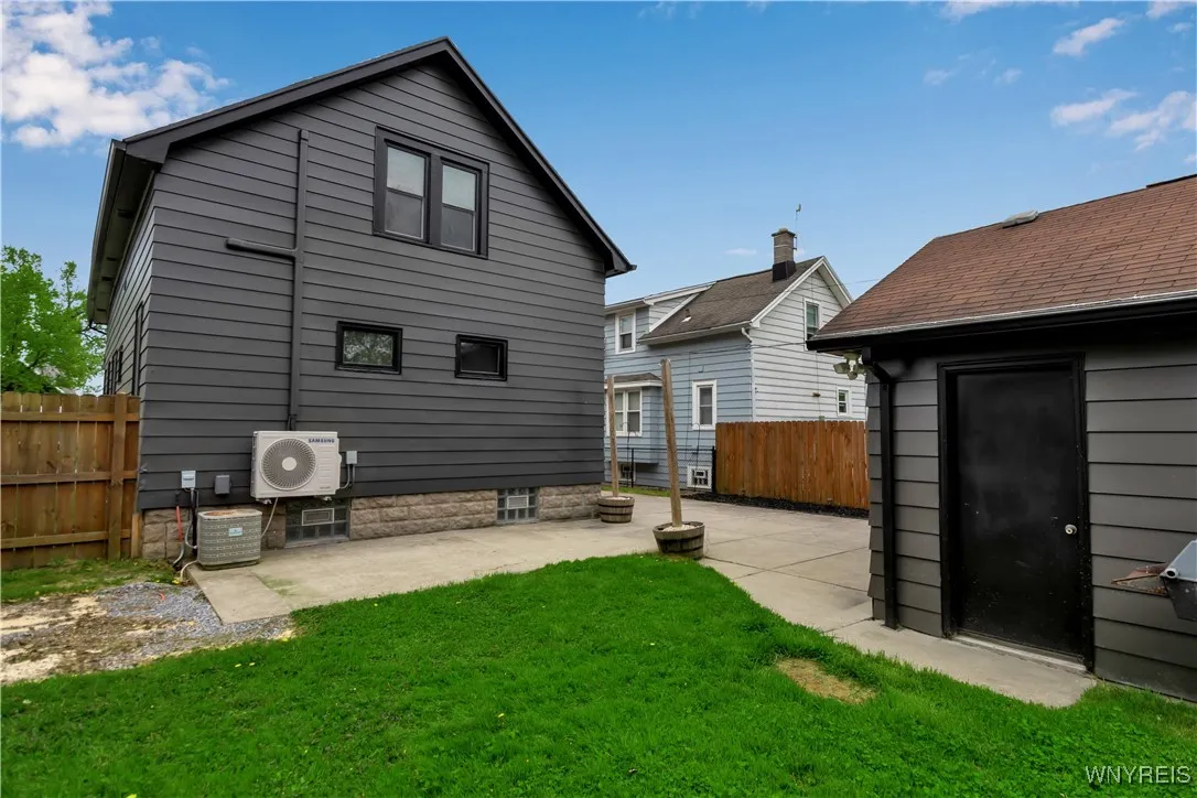 44 Cable Street, Tonawanda-town, New York 14223, Tonawanda, New York 14223, 3 Bedrooms Bedrooms, 6 Rooms Rooms,2 BathroomsBathrooms,Residential,Closed,44 Cable Street, Tonawanda-town, New York 14223,B1608843