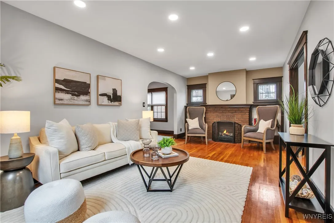 44 Cable Street, Tonawanda-town, New York 14223, Tonawanda, New York 14223, 3 Bedrooms Bedrooms, 6 Rooms Rooms,2 BathroomsBathrooms,Residential,Closed,44 Cable Street, Tonawanda-town, New York 14223,B1608843