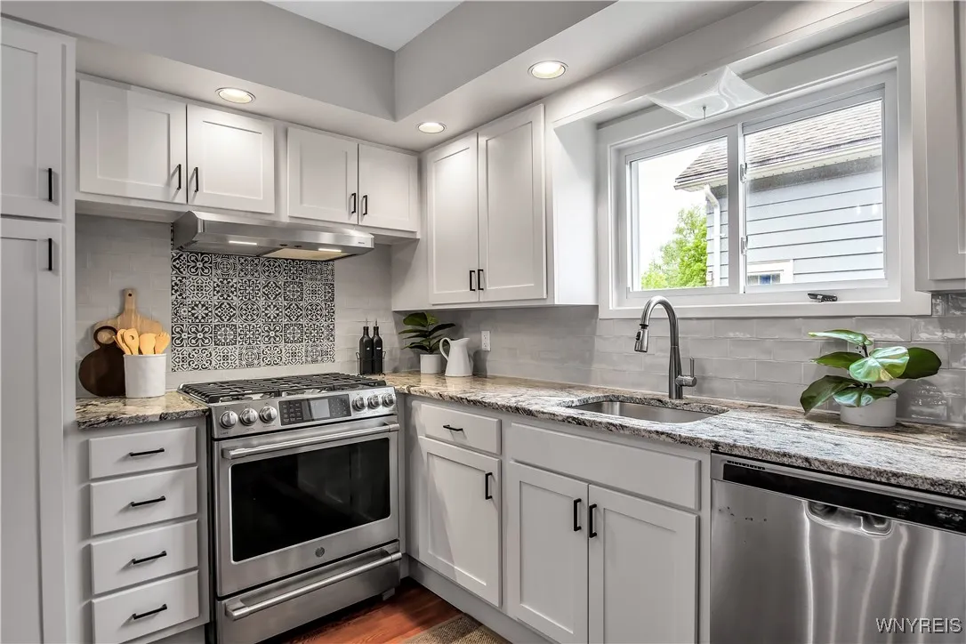 44 Cable Street, Tonawanda-town, New York 14223, Tonawanda, New York 14223, 3 Bedrooms Bedrooms, 6 Rooms Rooms,2 BathroomsBathrooms,Residential,Closed,44 Cable Street, Tonawanda-town, New York 14223,B1608843
