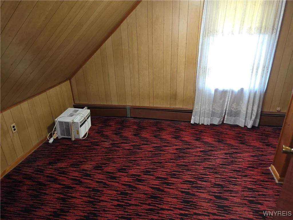 4654 Patricia Drive, Niagara Falls, New York 14305, Niagara Falls, New York 14305, 4 Bedrooms Bedrooms, 7 Rooms Rooms,1 BathroomBathrooms,Residential,Closed,4654 Patricia Drive, Niagara Falls, New York 14305,B1610614