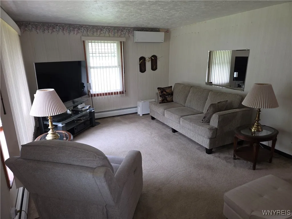 4654 Patricia Drive, Niagara Falls, New York 14305, Niagara Falls, New York 14305, 4 Bedrooms Bedrooms, 7 Rooms Rooms,1 BathroomBathrooms,Residential,Closed,4654 Patricia Drive, Niagara Falls, New York 14305,B1610614