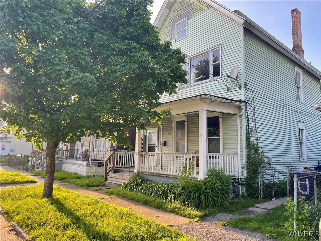 200 Mackinaw Street, Buffalo, New York 14204, Buffalo, New York 14204, 2 Bedrooms Bedrooms, 6 Rooms Rooms,1 BathroomBathrooms,Residential Lease,Closed,200 Mackinaw Street, Buffalo, New York 14204,0,B1610836