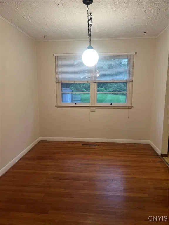 623 East Hamilton Avenue North, Sherrill, New York, Sherrill, New York 13461, 4 Bedrooms Bedrooms, 8 Rooms Rooms,1 BathroomBathrooms,Residential,For Sale,623 East Hamilton Avenue North, Sherrill, New York,0,S1610865