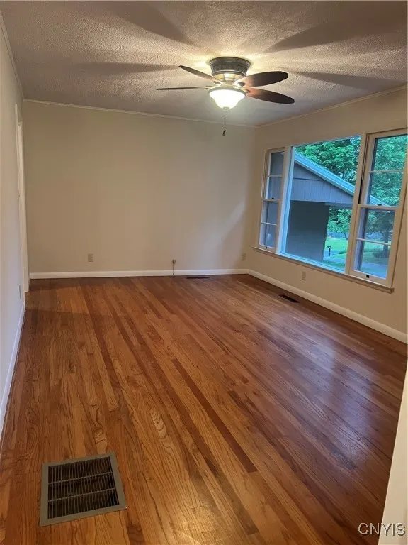 623 East Hamilton Avenue North, Sherrill, New York, Sherrill, New York 13461, 4 Bedrooms Bedrooms, 8 Rooms Rooms,1 BathroomBathrooms,Residential,For Sale,623 East Hamilton Avenue North, Sherrill, New York,0,S1610865