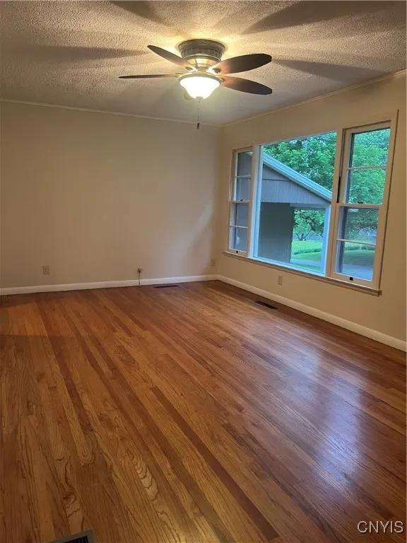 623 East Hamilton Avenue North, Sherrill, New York, Sherrill, New York 13461, 4 Bedrooms Bedrooms, 8 Rooms Rooms,1 BathroomBathrooms,Residential,For Sale,623 East Hamilton Avenue North, Sherrill, New York,0,S1610865