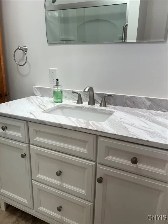 623 East Hamilton Avenue North, Sherrill, New York, Sherrill, New York 13461, 4 Bedrooms Bedrooms, 8 Rooms Rooms,1 BathroomBathrooms,Residential,For Sale,623 East Hamilton Avenue North, Sherrill, New York,0,S1610865