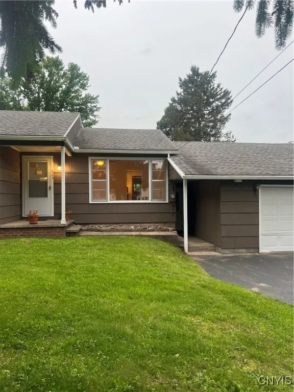 623 East Hamilton Avenue North, Sherrill, New York, Sherrill, New York 13461, 4 Bedrooms Bedrooms, 8 Rooms Rooms,1 BathroomBathrooms,Residential,For Sale,623 East Hamilton Avenue North, Sherrill, New York,0,S1610865