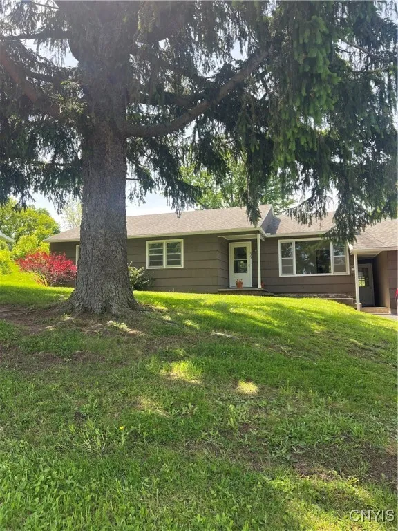 623 East Hamilton Avenue North, Sherrill, New York, Sherrill, New York 13461, 4 Bedrooms Bedrooms, 8 Rooms Rooms,1 BathroomBathrooms,Residential,For Sale,623 East Hamilton Avenue North, Sherrill, New York,0,S1610865