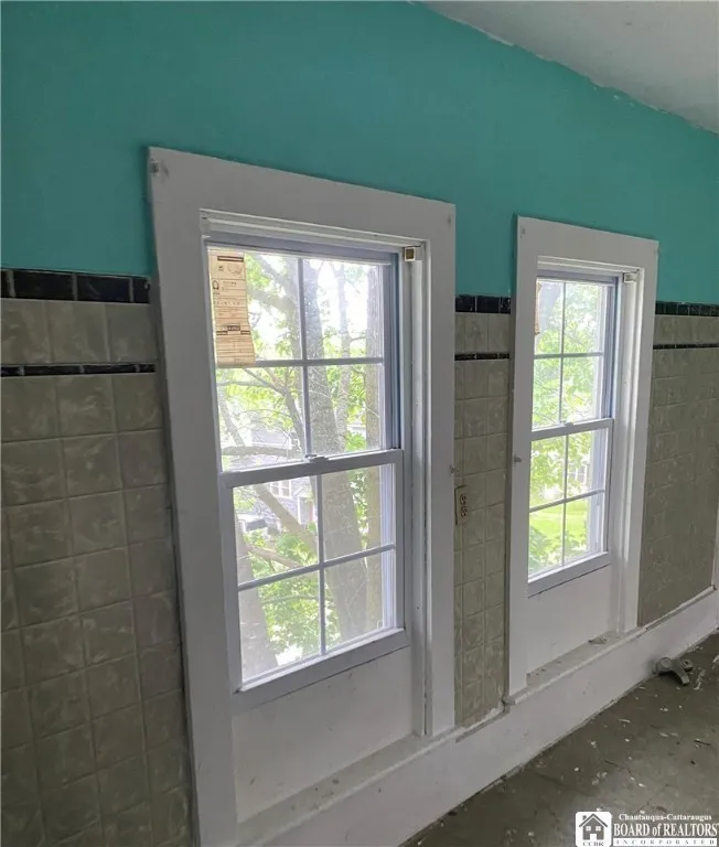 915 North Main Street, Jamestown, New York 14701, Jamestown, New York 14701, 6 Bedrooms Bedrooms, ,2 BathroomsBathrooms,Residential,For Sale,915 North Main Street, Jamestown, New York 14701,R1610899