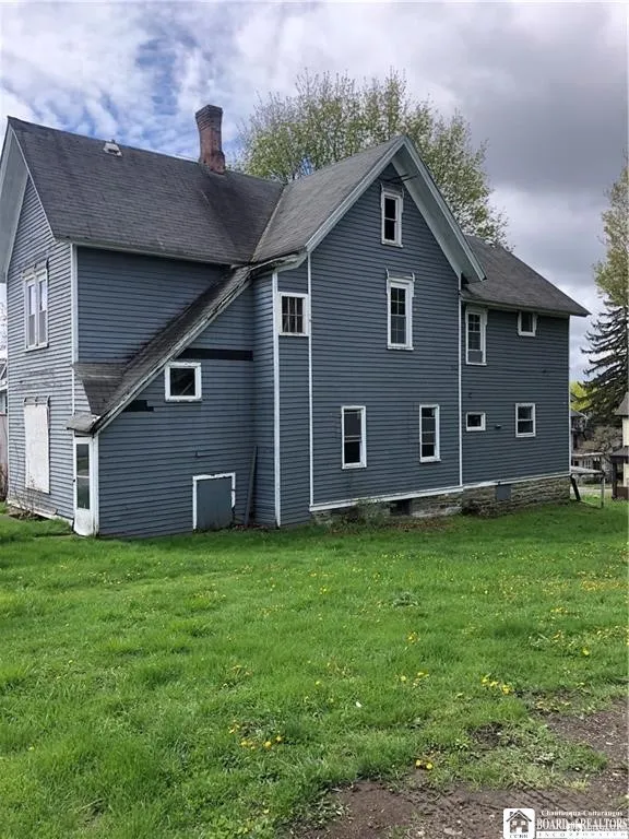 915 North Main Street, Jamestown, New York 14701, Jamestown, New York 14701, 6 Bedrooms Bedrooms, ,2 BathroomsBathrooms,Residential,For Sale,915 North Main Street, Jamestown, New York 14701,R1610899