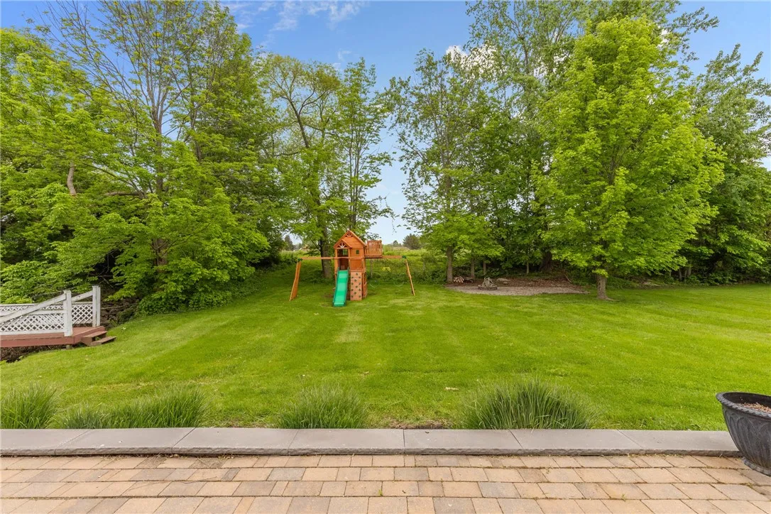 1539 Fieldcrest Drive, Webster, New York 14580, Webster, New York 14580, 4 Bedrooms Bedrooms, 10 Rooms Rooms,2 BathroomsBathrooms,Residential,Closed,1539 Fieldcrest Drive, Webster, New York 14580,R1609015