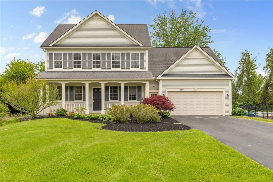 1539 Fieldcrest Drive, Webster, New York 14580, Webster, New York 14580, 4 Bedrooms Bedrooms, 10 Rooms Rooms,2 BathroomsBathrooms,Residential,Closed,1539 Fieldcrest Drive, Webster, New York 14580,R1609015