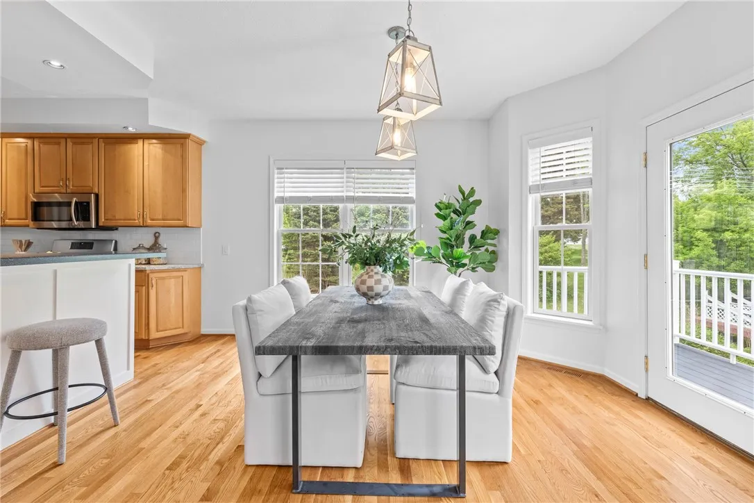 1539 Fieldcrest Drive, Webster, New York 14580, Webster, New York 14580, 4 Bedrooms Bedrooms, 10 Rooms Rooms,2 BathroomsBathrooms,Residential,Closed,1539 Fieldcrest Drive, Webster, New York 14580,R1609015